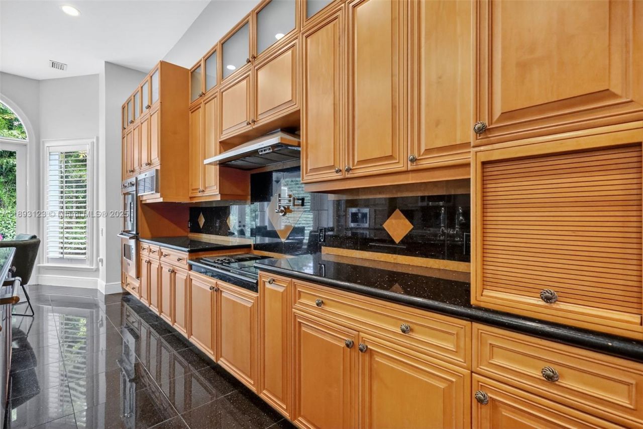 7837 SW 117th St, Pinecrest, FL 33156 Photo