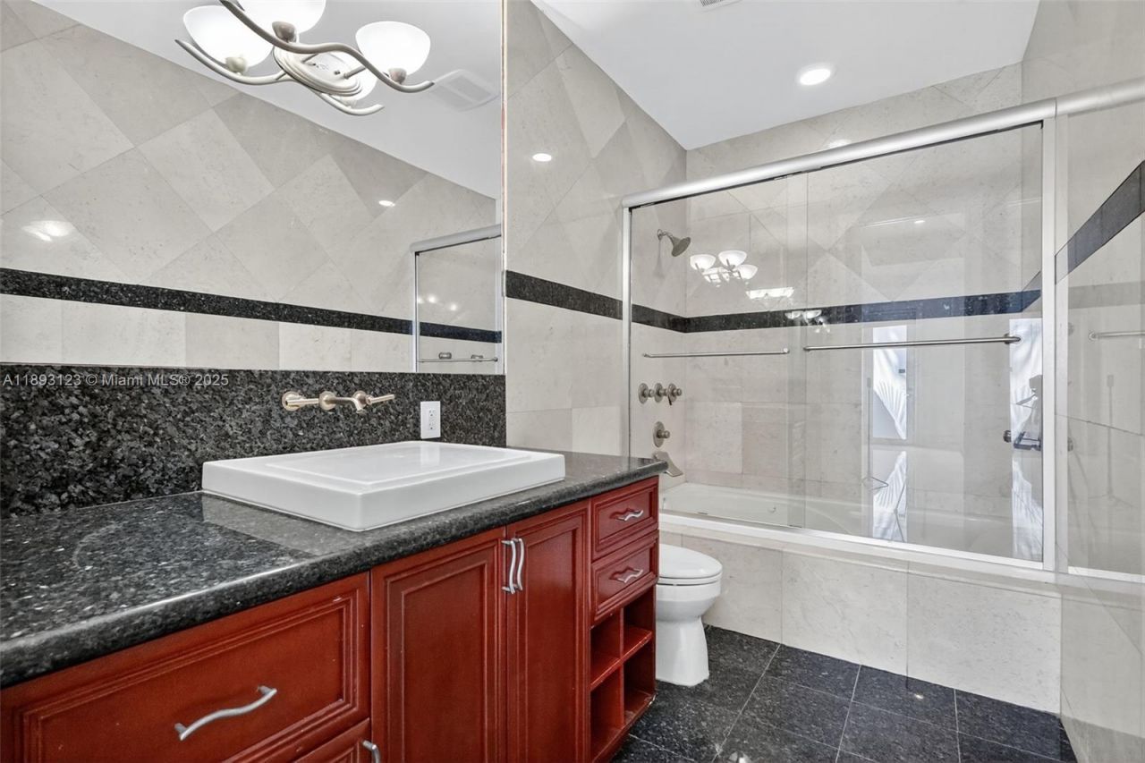 7837 SW 117th St, Pinecrest, FL 33156 Photo