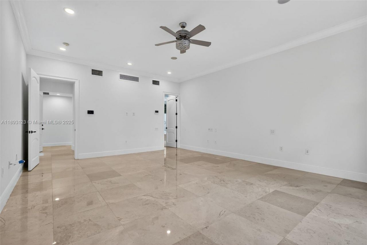 7837 SW 117th St, Pinecrest, FL 33156 Photo