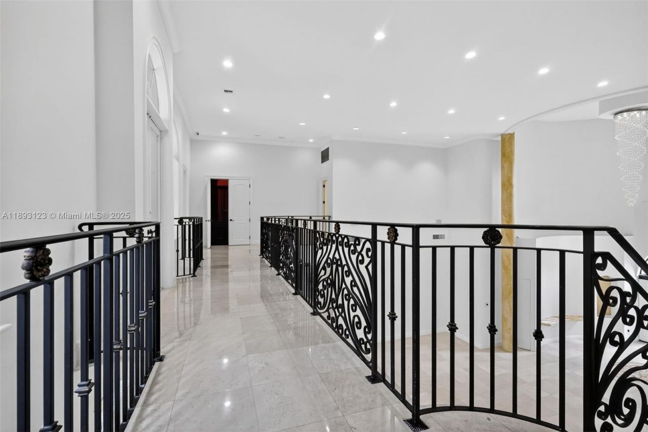 7837 SW 117th St, Pinecrest, FL 33156 Photo