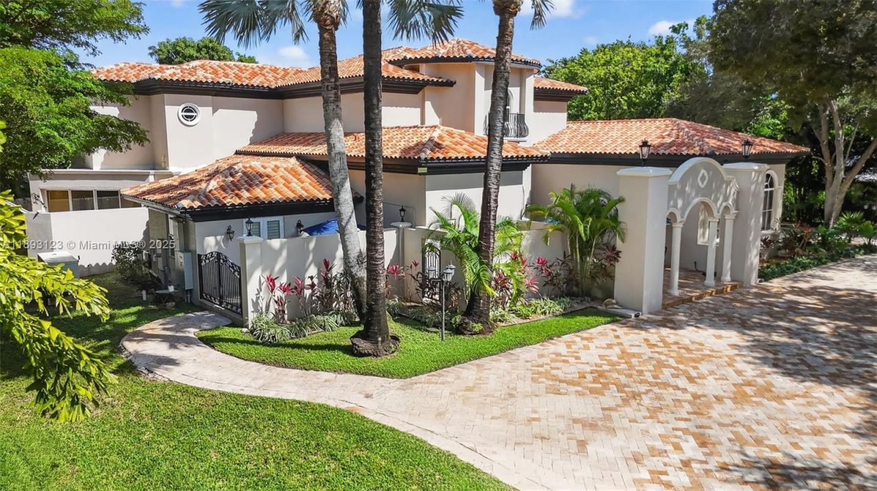 7837 SW 117th St, Pinecrest, FL 33156 Photo