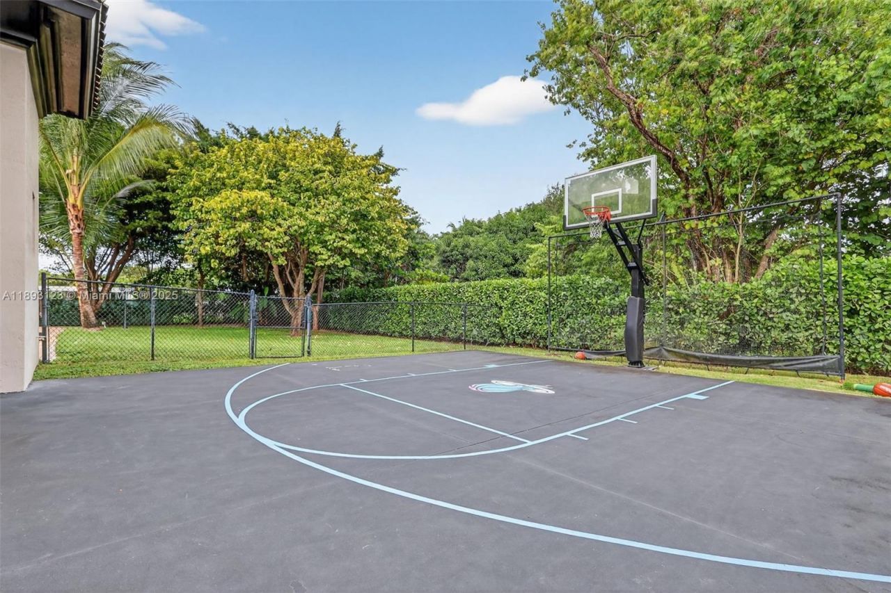 7837 SW 117th St, Pinecrest, FL 33156 Photo