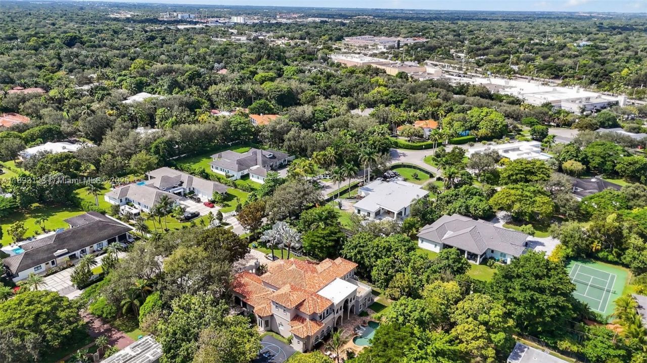 7837 SW 117th St, Pinecrest, FL 33156 Photo