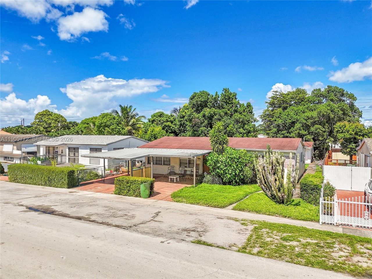 671 E 53rd St, Hialeah, FL 33013 Photo