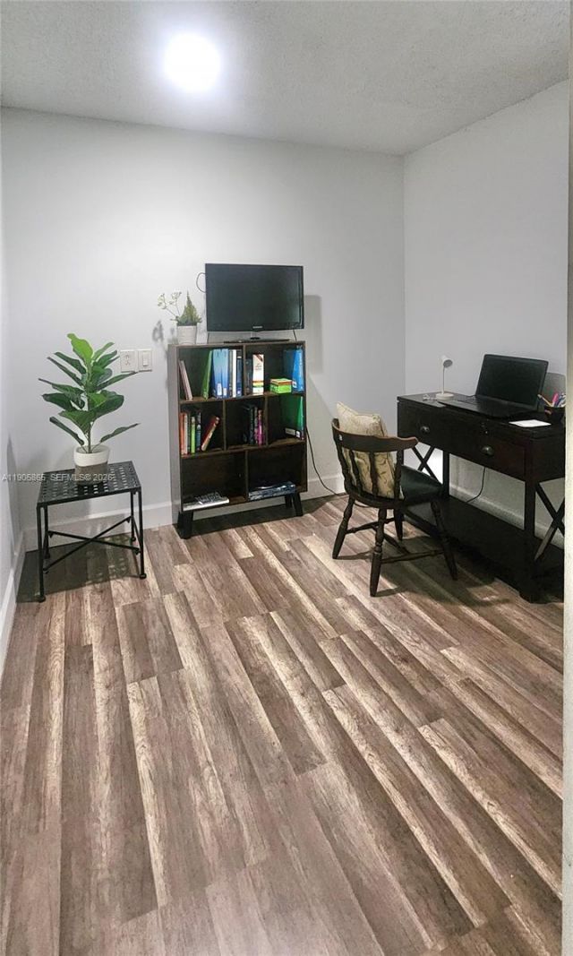 649 Willow Bend Rd, Weston, FL 33327 Photo