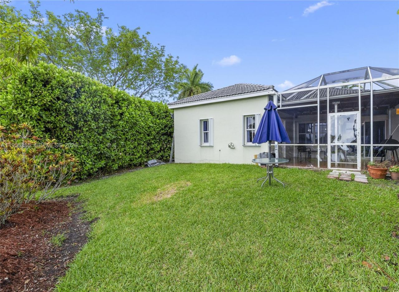 649 Willow Bend Rd, Weston, FL 33327 Photo