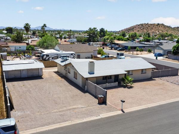 8707 E BUTTE Street, Mesa, AZ 85207