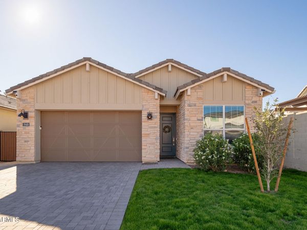 21635 N 102ND Avenue, Peoria, AZ 85382