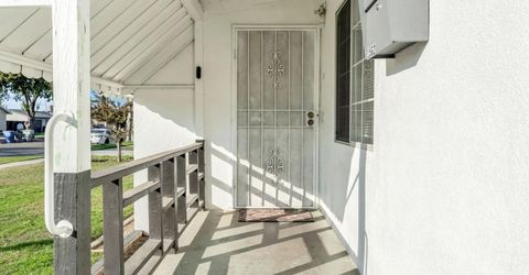 1562 N Fay Ave, Fresno, CA 93728 Photo