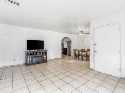 1562 N Fay Ave, Fresno, CA 93728 Photo