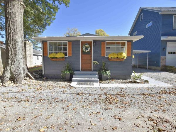 11921 W Breezy Point Drive, Monticello, IN 47960