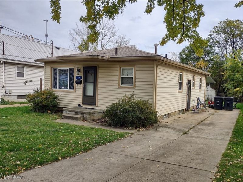 1193 Easton Drive, Akron, OH 44310 Photo 2