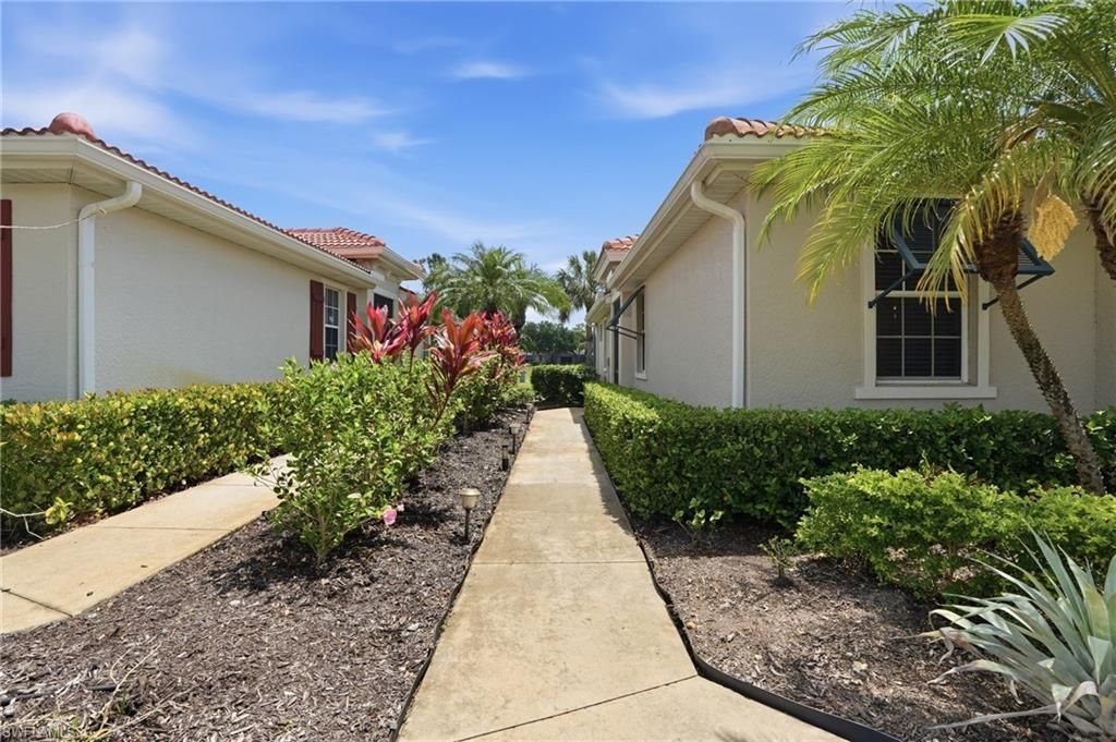 9323 Aviano Dr, Fort Myers, FL 33913 Photo