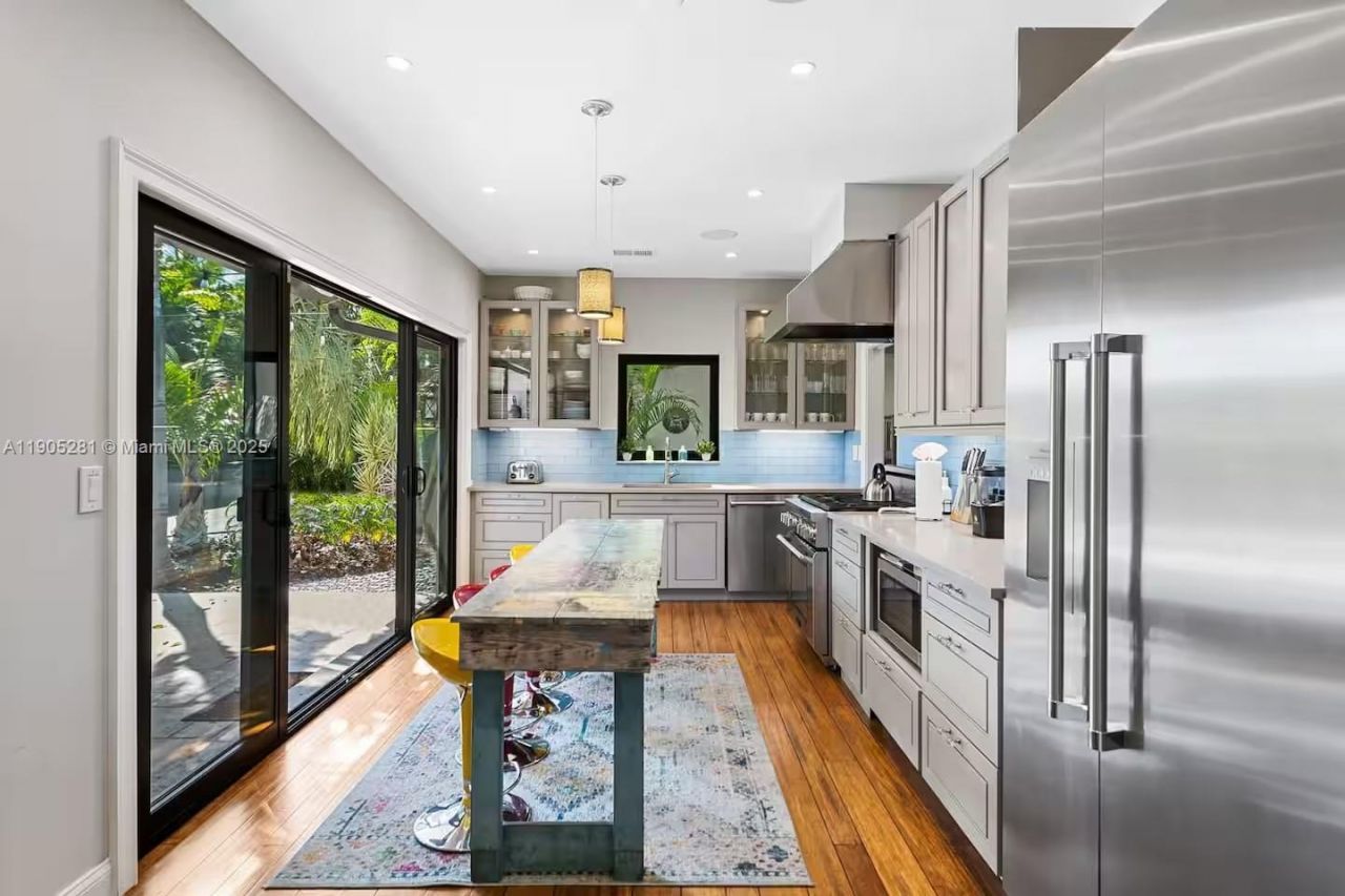 11 Sylvan Ln, Fort Lauderdale, FL 33316 Photo