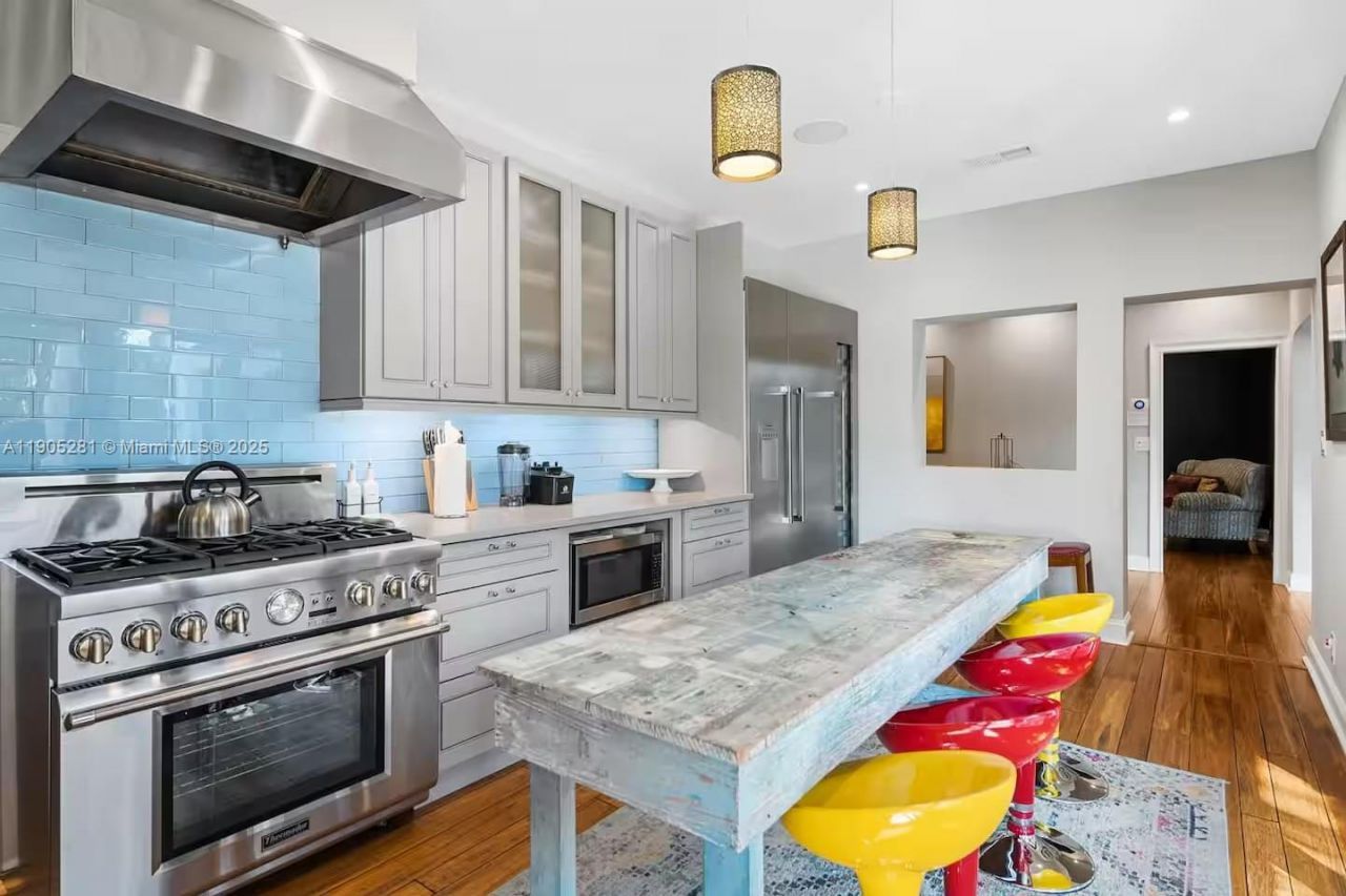 11 Sylvan Ln, Fort Lauderdale, FL 33316 Photo