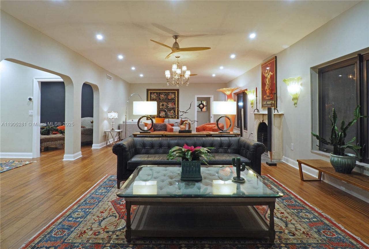 11 Sylvan Ln, Fort Lauderdale, FL 33316 Photo