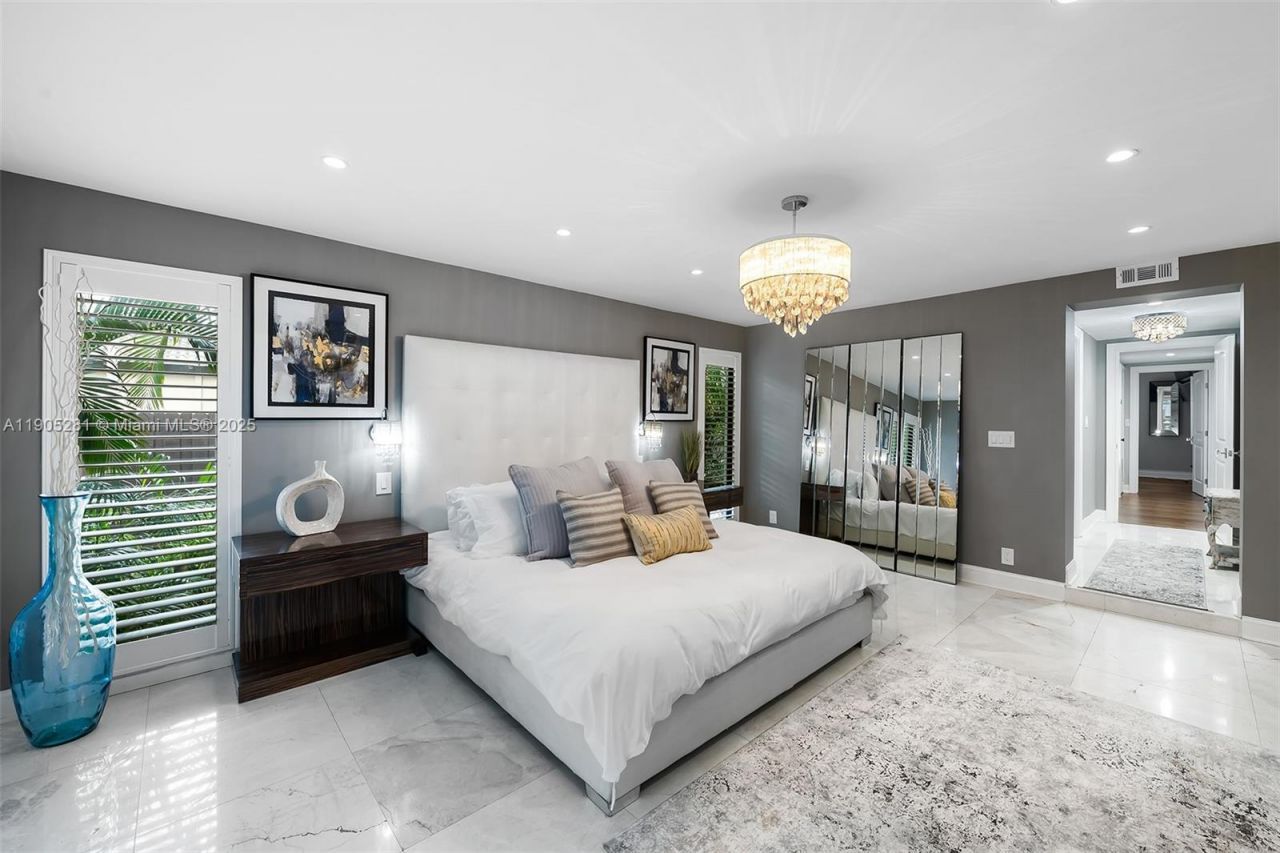 11 Sylvan Ln, Fort Lauderdale, FL 33316 Photo