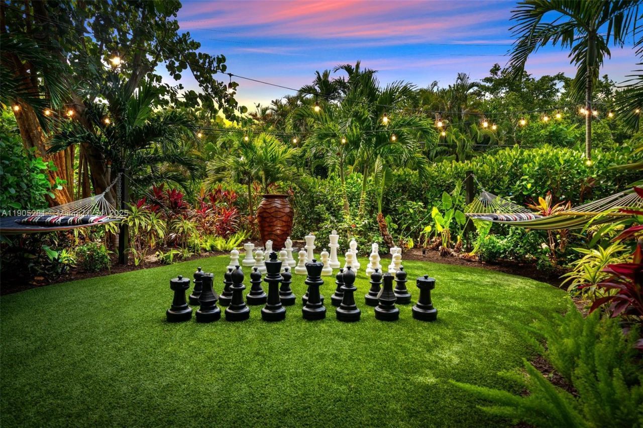 11 Sylvan Ln, Fort Lauderdale, FL 33316 Photo