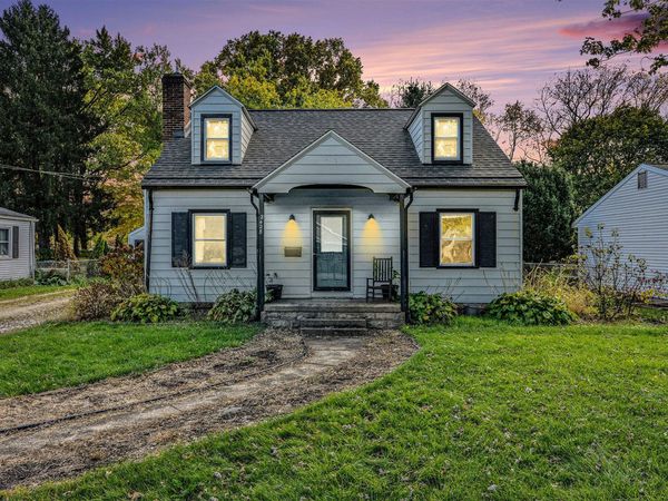 2428 Glendale Boulevard, Kalamazoo, MI 49004