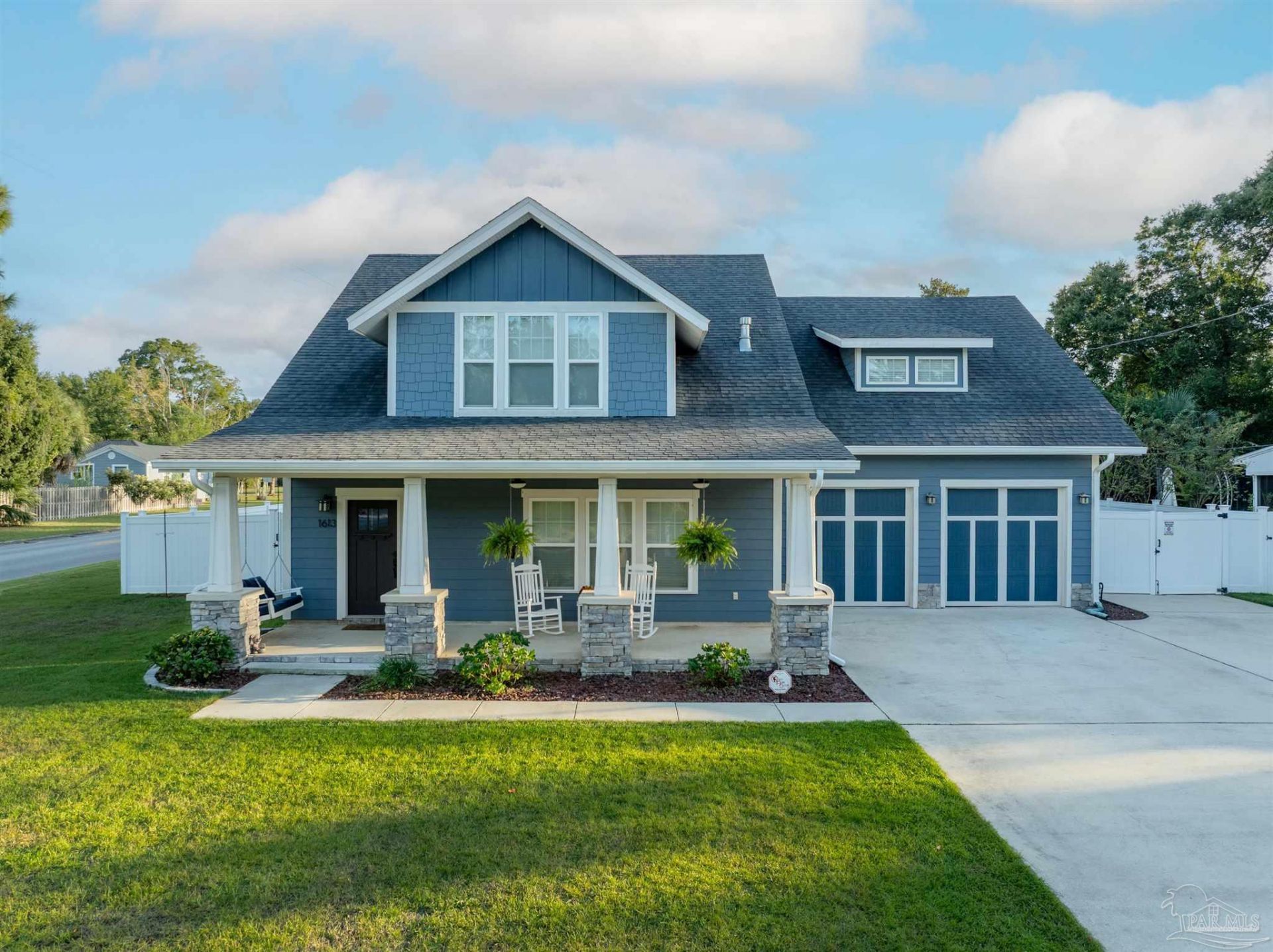 1613 E Fisher St, Pensacola, FL 32503 Main Photo