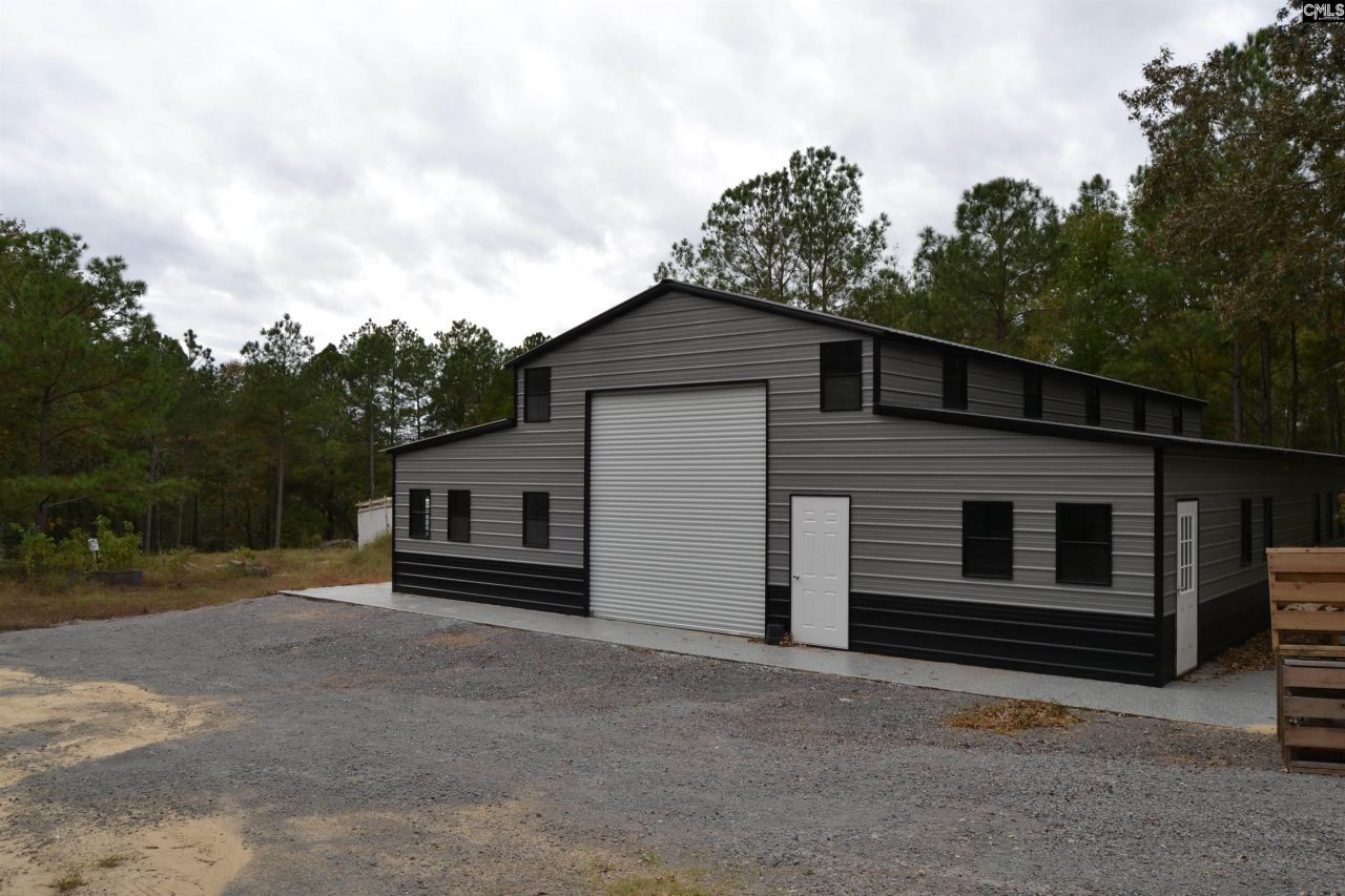 477 Thor Road  Photo 4