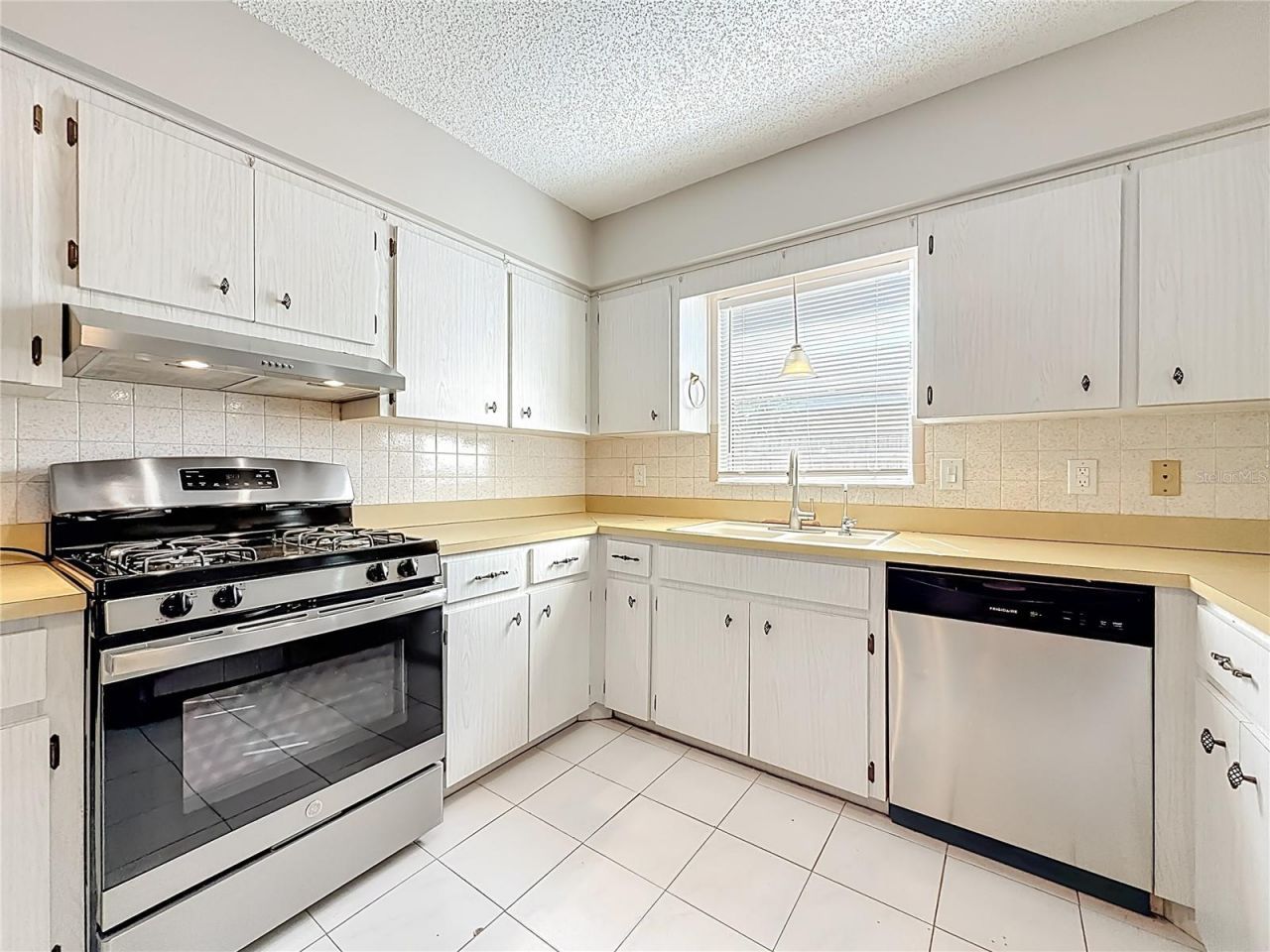 2100 58th Street N, Saint Petersburg, FL 33710 Photo