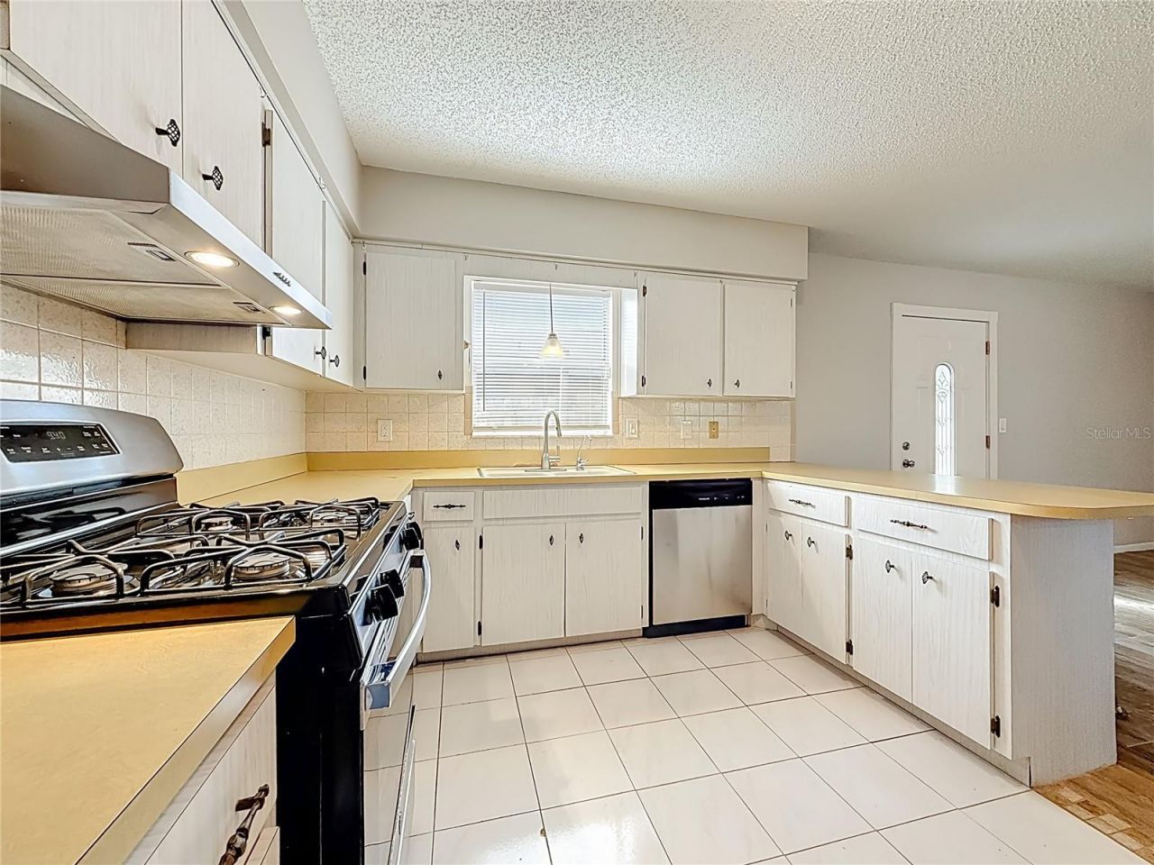 2100 58th Street N, Saint Petersburg, FL 33710 Photo