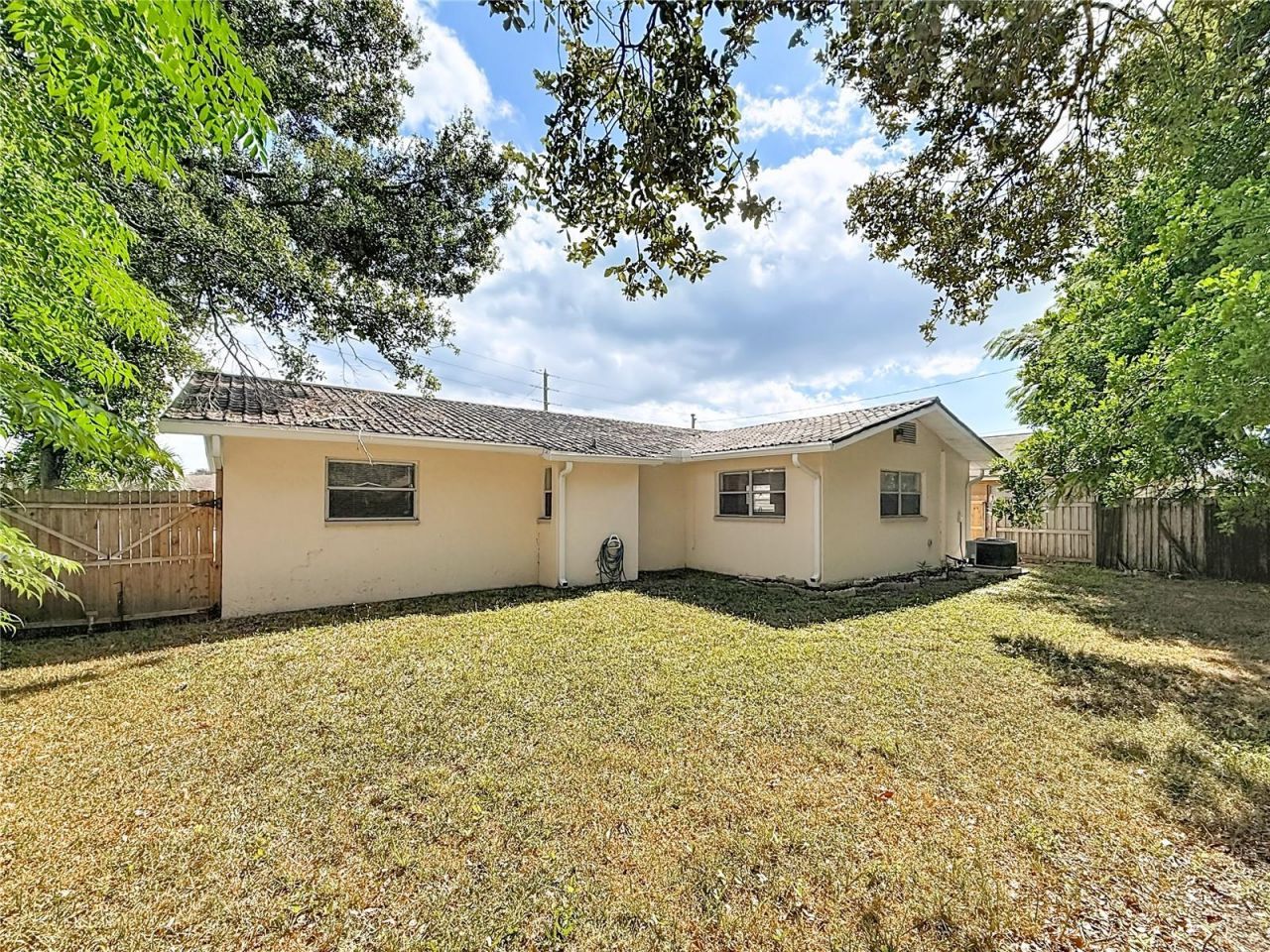 2100 58th Street N, Saint Petersburg, FL 33710 Photo