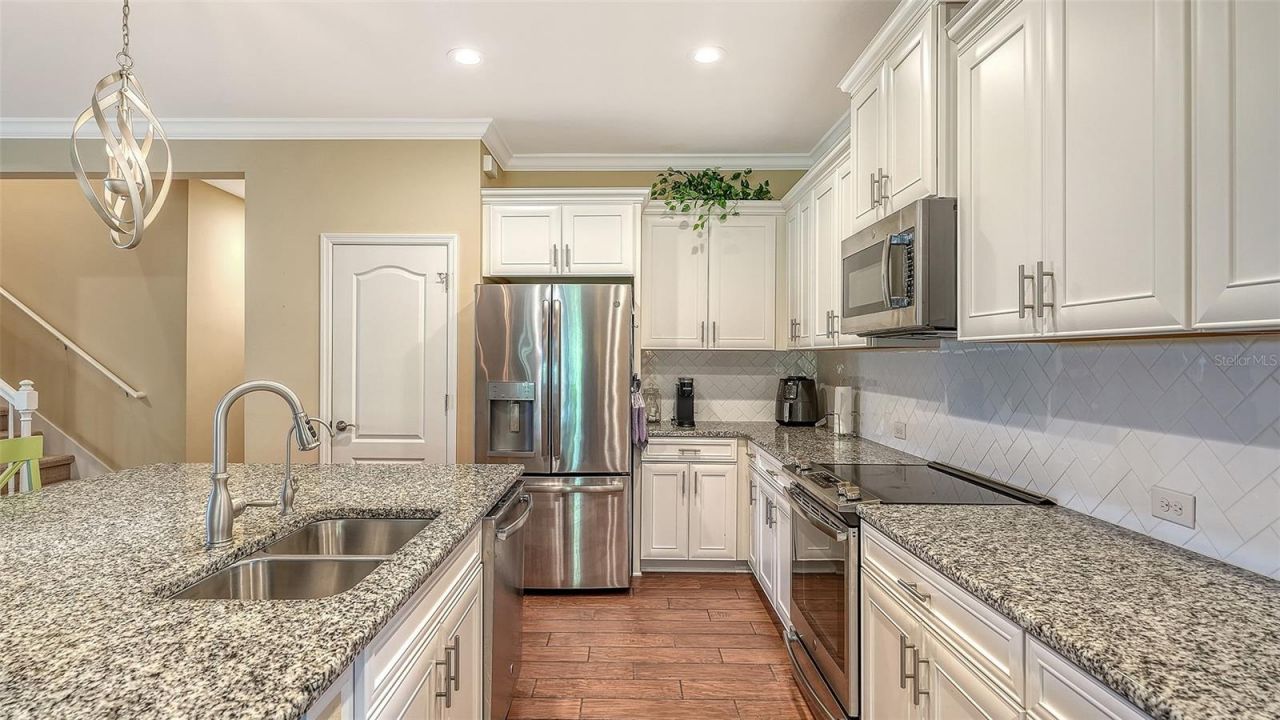 1121 Thornbury Drive, Parrish, FL 34219 Photo