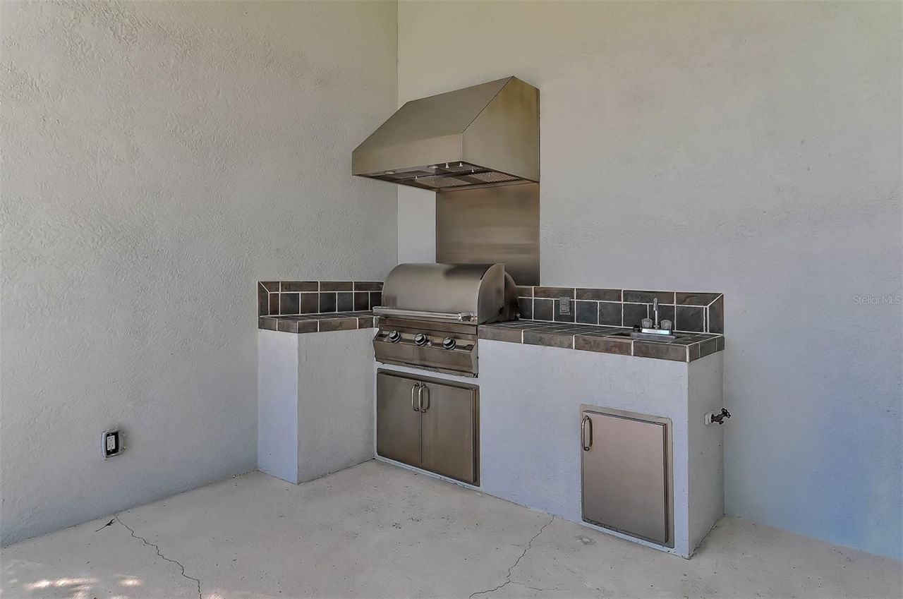 1121 Thornbury Drive, Parrish, FL 34219 Photo