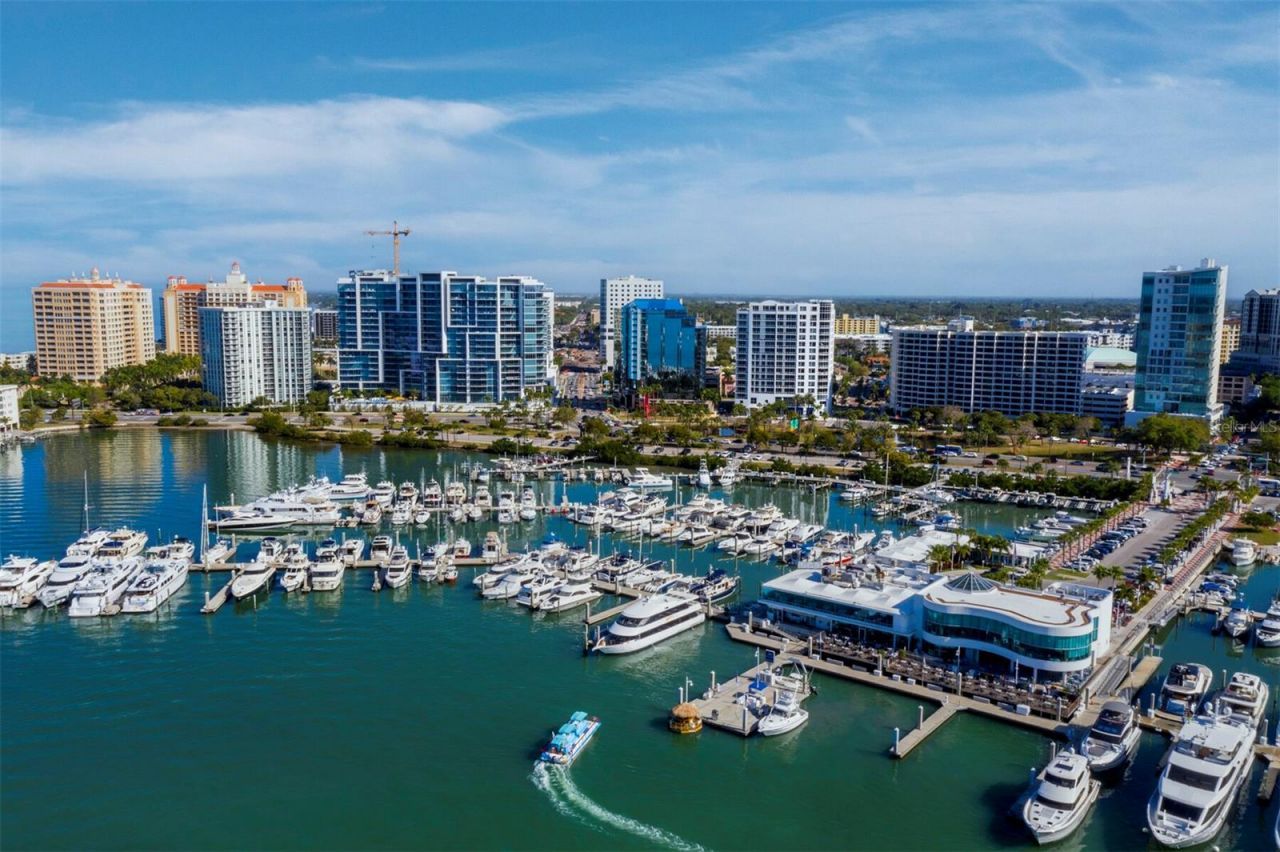 1255 N Gulfstream Avenue, Unit 408, Sarasota, FL 34236 Photo