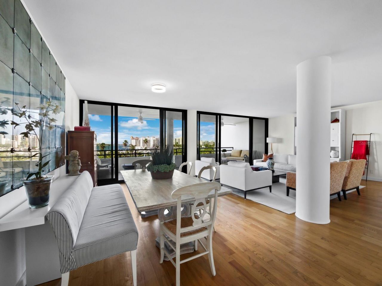 1255 N Gulfstream Avenue, Unit 408, Sarasota, FL 34236 Photo