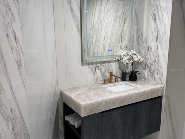 1057 ROYAL TROON COURT, TARPON SPRINGS, FL 34688