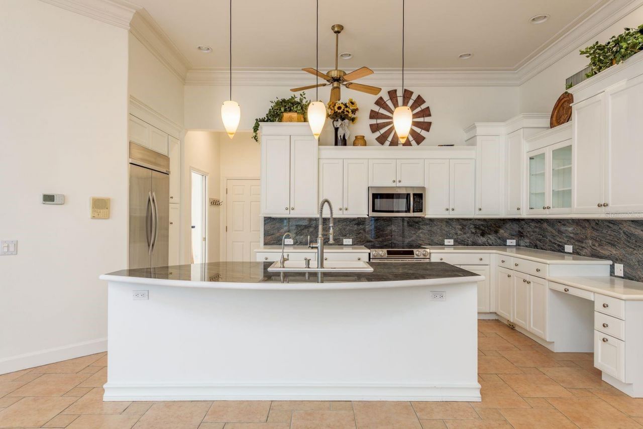 5264 Karlsburg Place, Palm Harbor, FL 34685 Photo