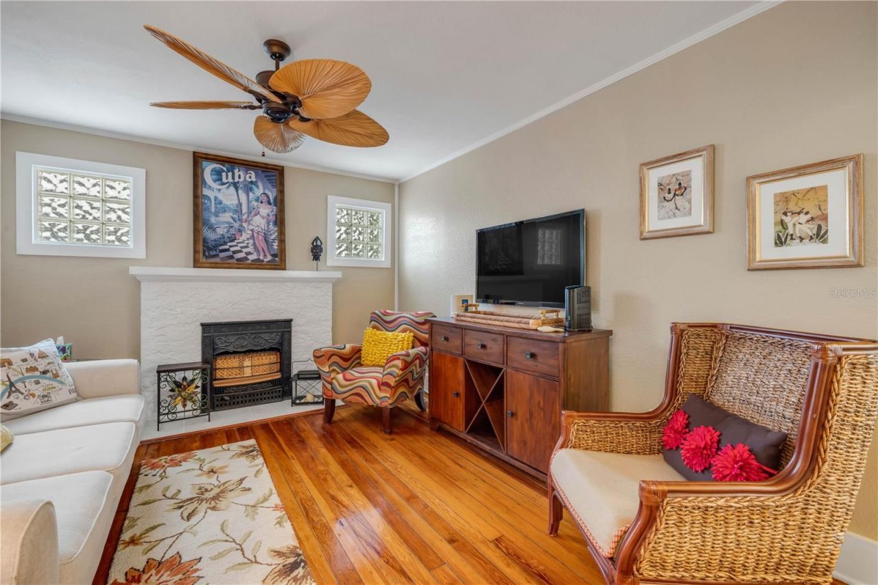 106 Live Oak Street, New Smyrna Beach, FL 32168 Photo