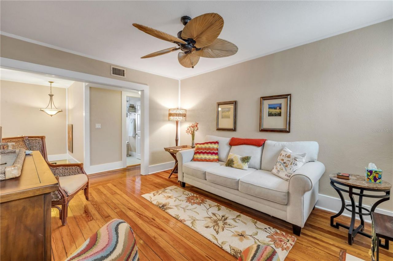 106 Live Oak Street, New Smyrna Beach, FL 32168 Photo