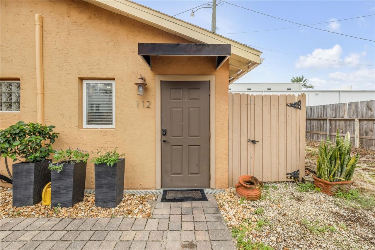 106 Live Oak Street, New Smyrna Beach, FL 32168 Photo