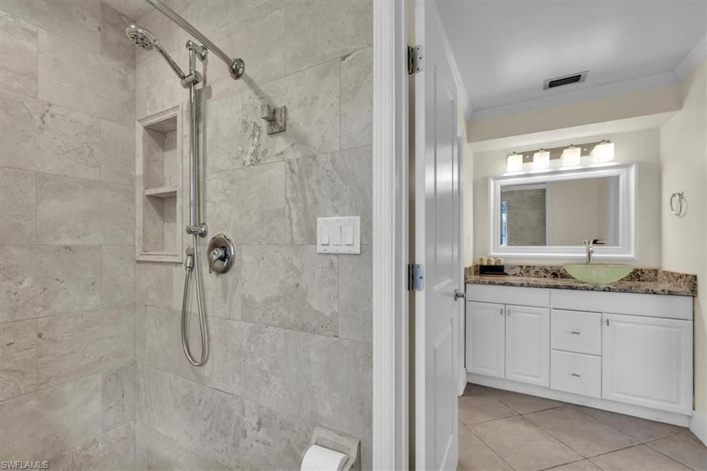 5305 Malaluka Ct, Cape Coral, FL 33904 Photo