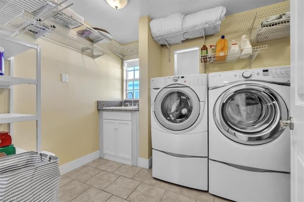 5305 Malaluka Ct, Cape Coral, FL 33904 Photo