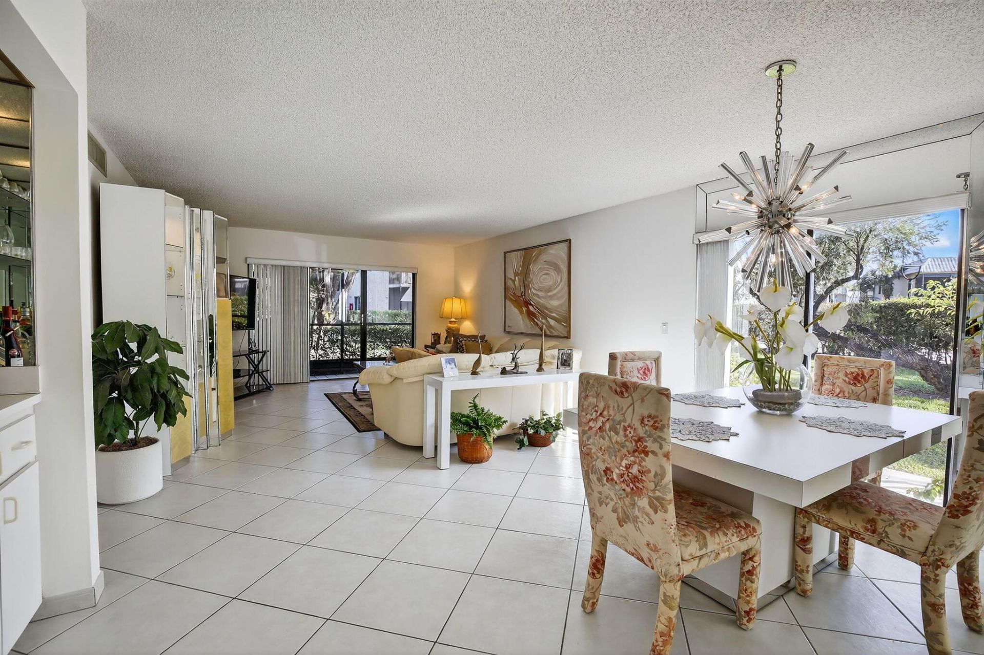 380 Racquet Club Road, Unit 106, Weston, FL 33326 Photo