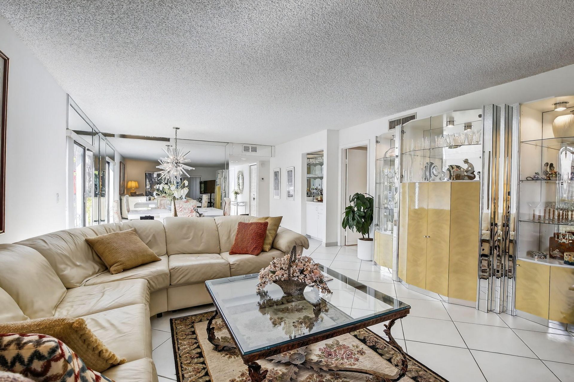 380 Racquet Club Road, Unit 106, Weston, FL 33326 Photo