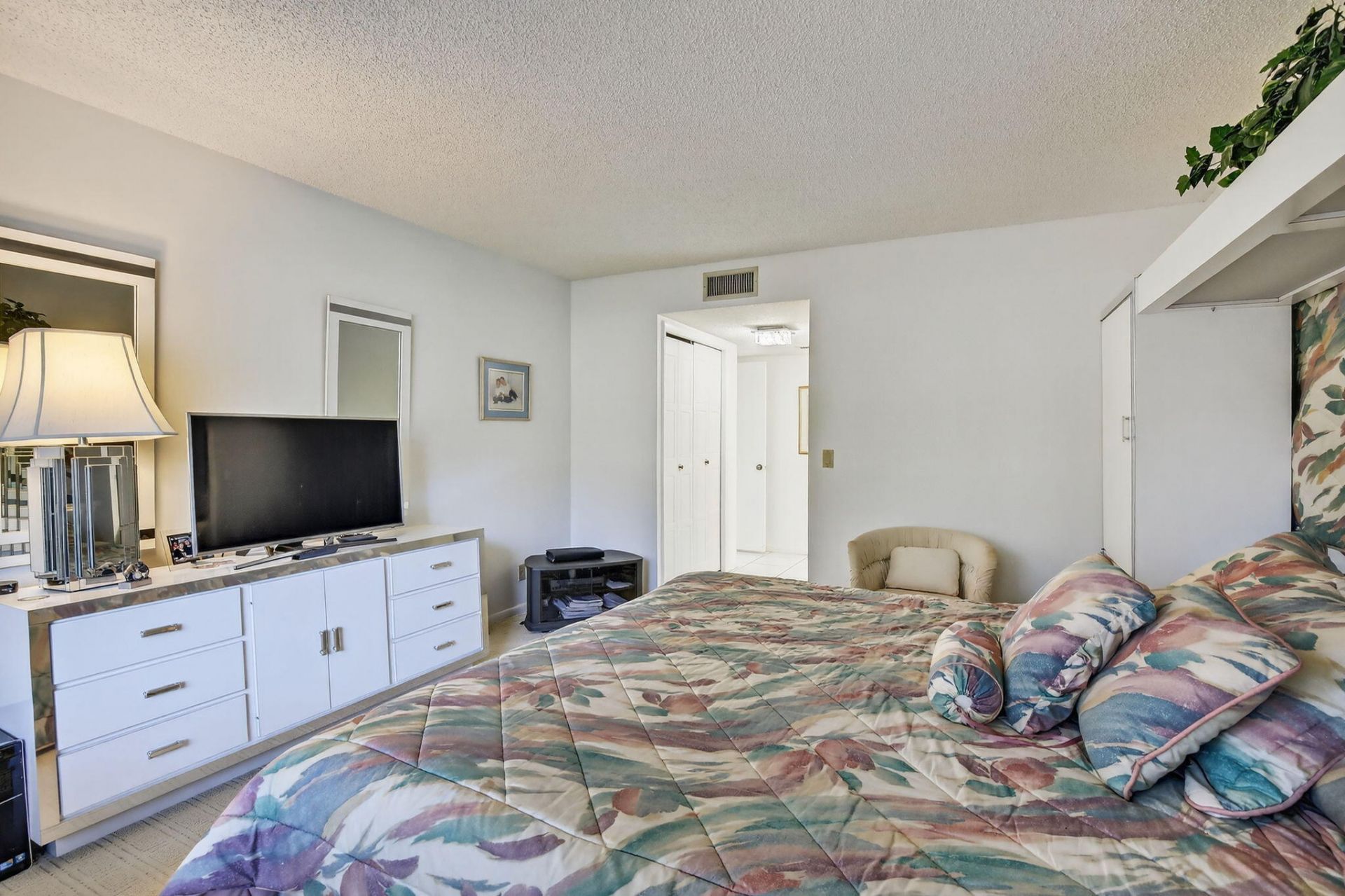 380 Racquet Club Road, Unit 106, Weston, FL 33326 Photo