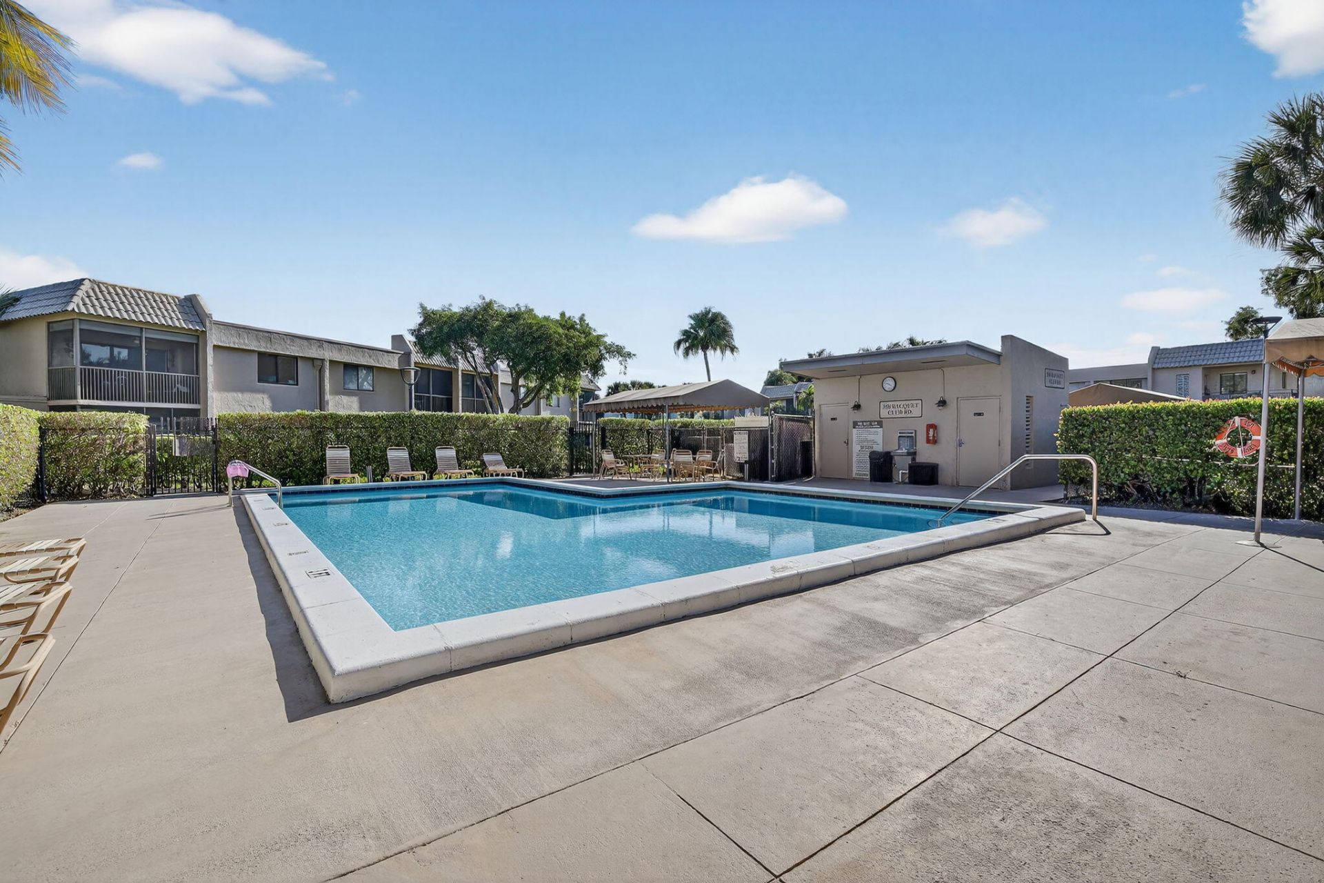 380 Racquet Club Road, Unit 106, Weston, FL 33326 Photo