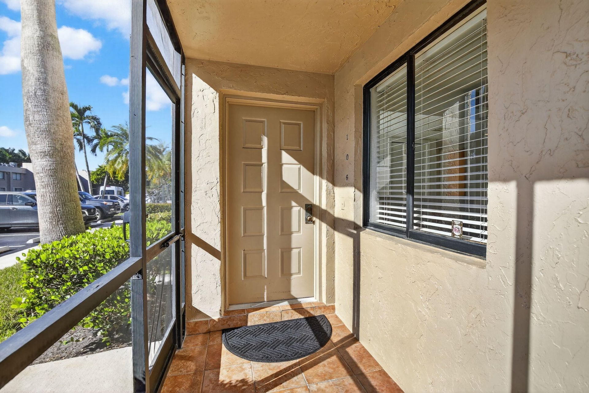 380 Racquet Club Road, Unit 106, Weston, FL 33326 Photo