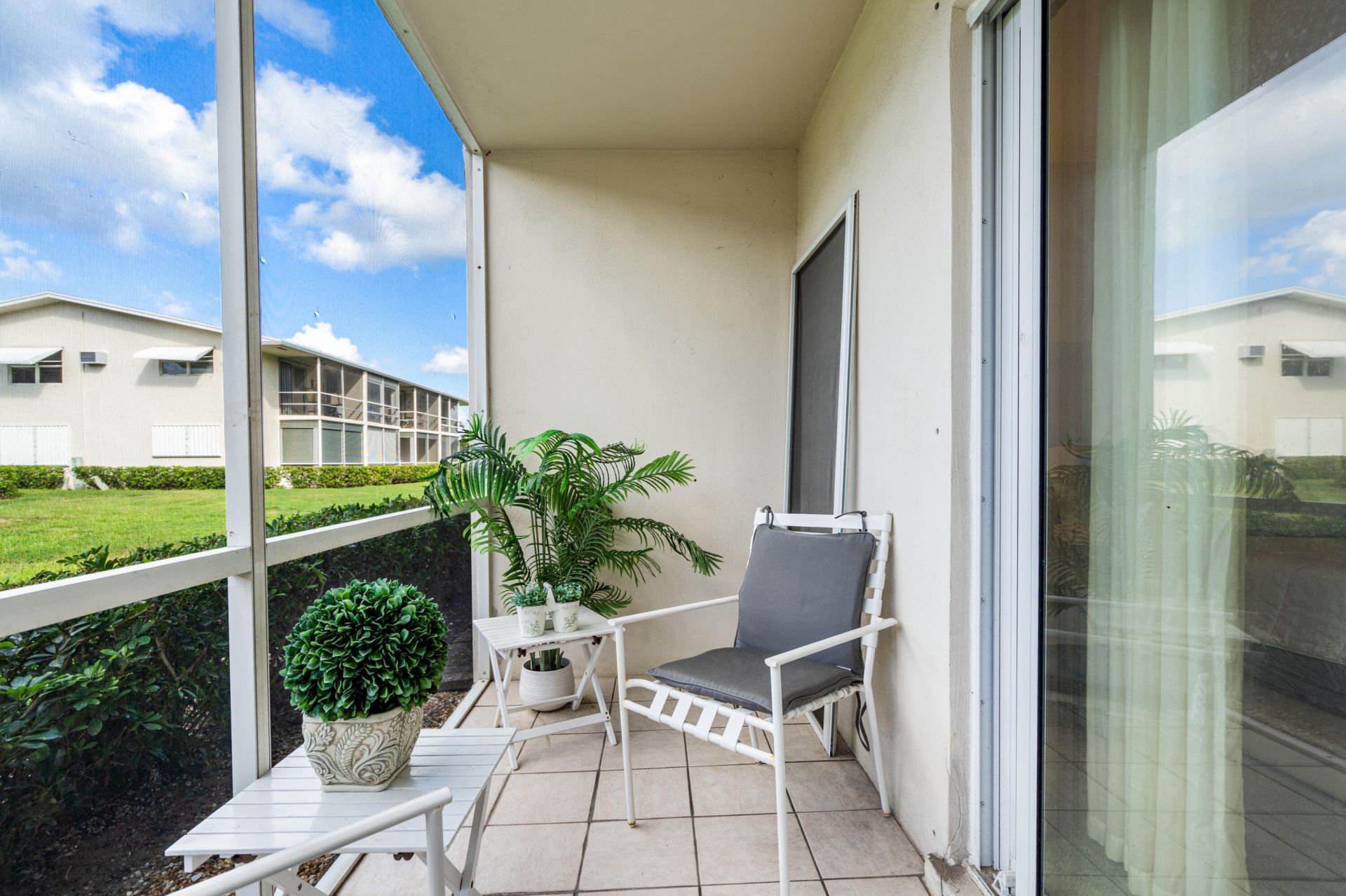 320 Horizons W, Unit 103, Boynton Beach, FL 33435 Photo