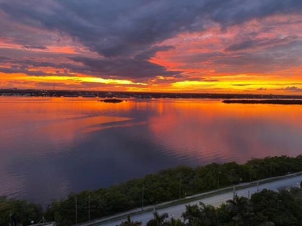 5280 N Ocean Drive, Unit 15 E, Singer Island, FL 33404