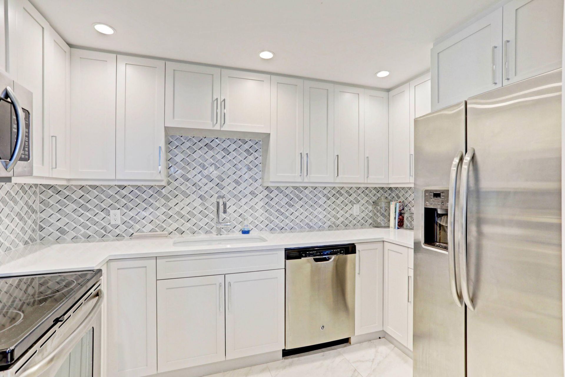 5280 N Ocean Drive, Unit 15 E, Singer Island, FL 33404 Photo