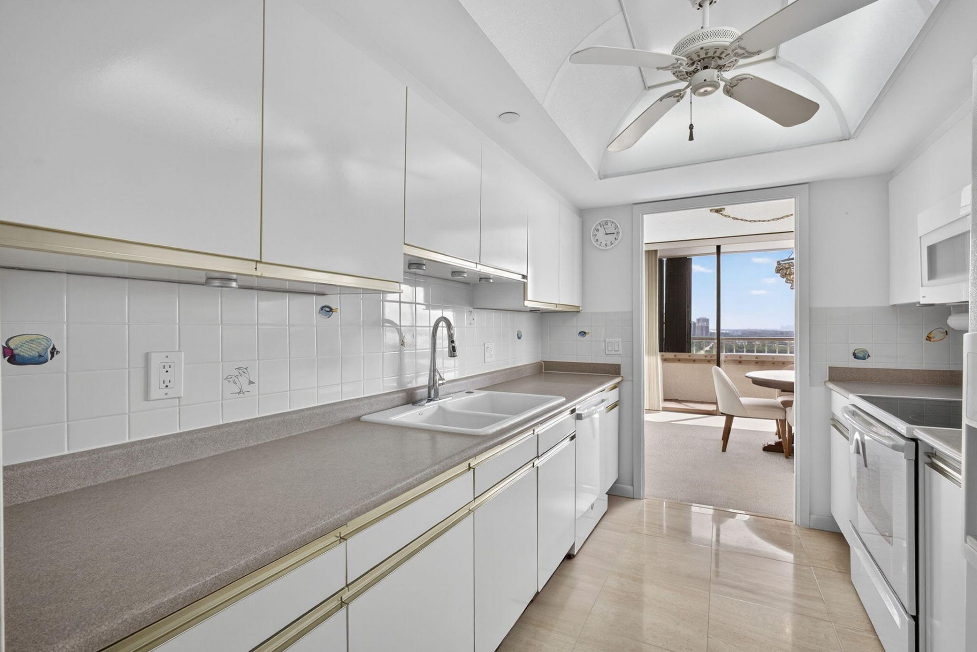 5280 N Ocean Drive, Unit 15 E, Singer Island, FL 33404 Photo