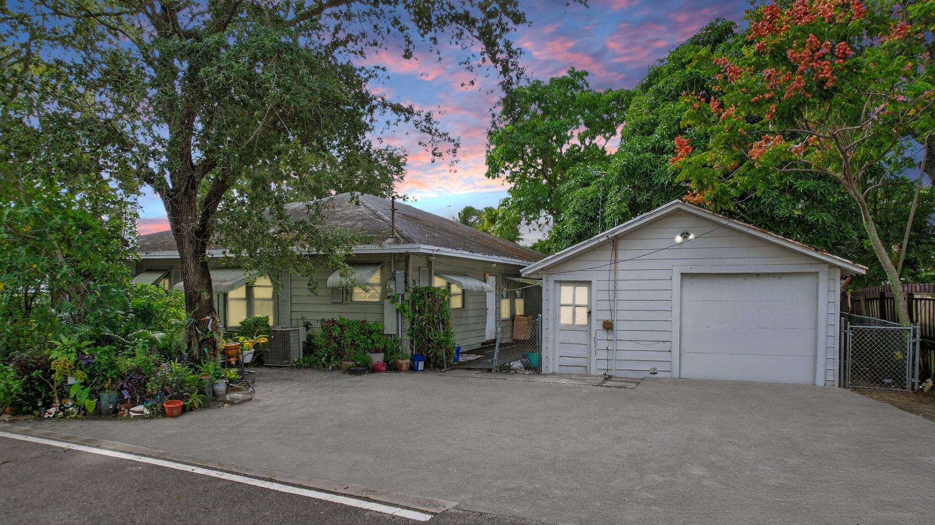 1018 NE 2nd Avenue, Delray Beach, FL 33444 Photo