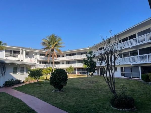 600 Pine Dr, Unit 103, Pompano Beach, FL 33060
